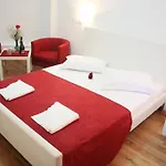 Sir Gara De Nord Hotel